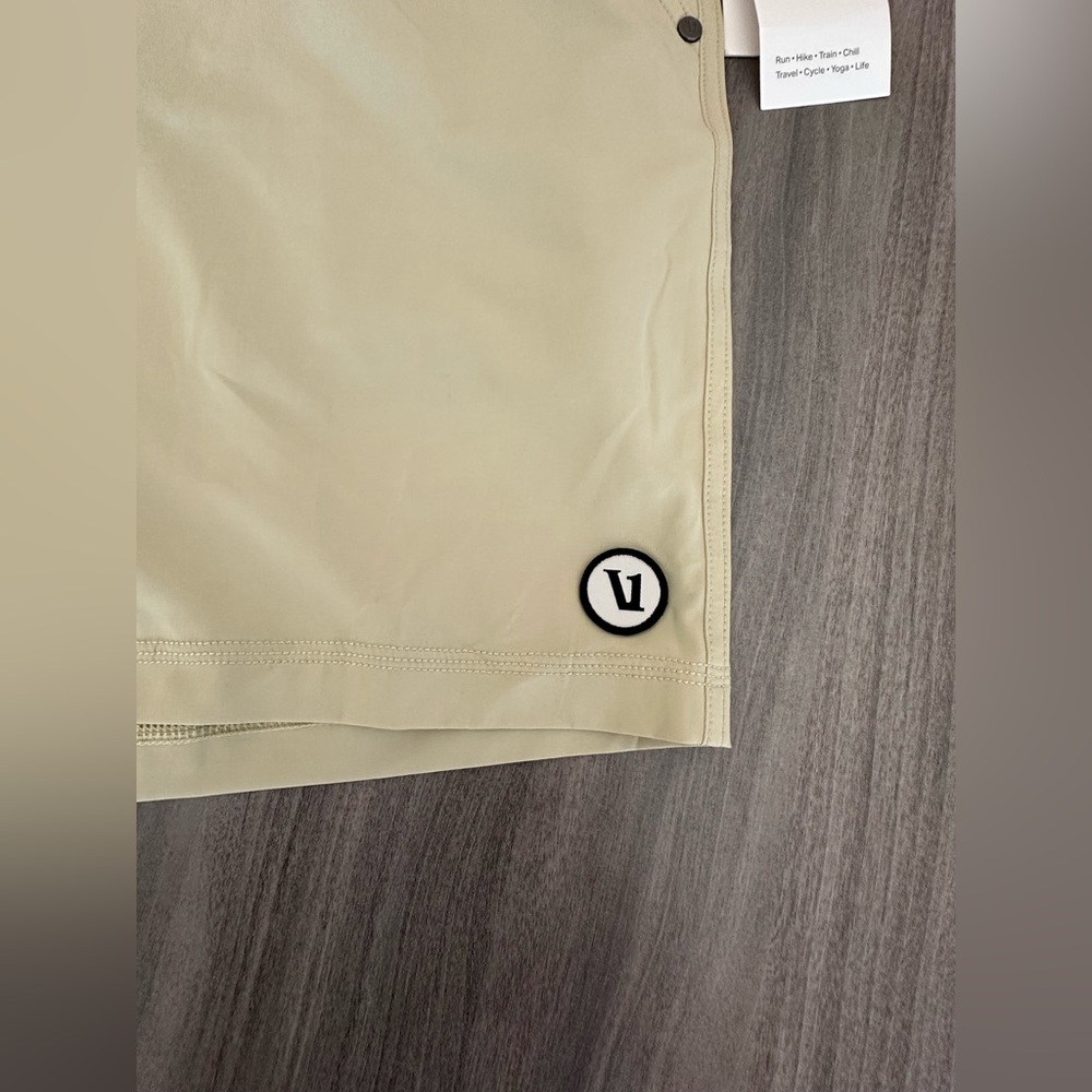 Vuori Men’s Kore Short - Picture 6 of 10